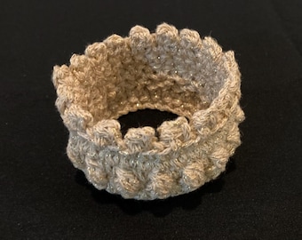 Patrón de crochet únicamente - Adorno de corona "Por la alegría" - Documento .PDF descargable.