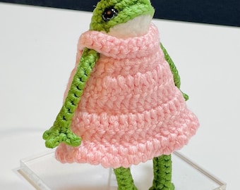 Crochet Frog Keychain – Frog in Dress or Overalls, Handmade Amigurumi Frog Bag Charm, Cute Gift