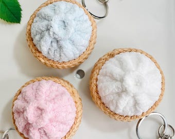 Crochet Bao Dumpling Keychain, Kawaii Food Charm, Lucky Amigurumi Bag Accessory