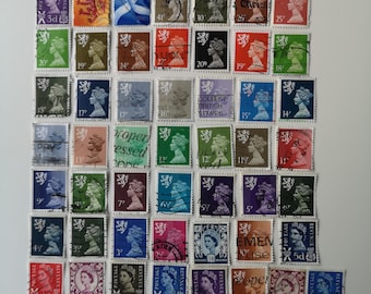 Sellos postales de emisiones regionales de Escocia - USADOS y sin papel - de 50 a 100 diferentes - coleccionismo, manualidades, collage, decoupage, scrapbooking