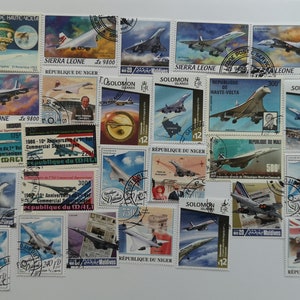 Puede incluir: Una colección de sellos postales antiguos con el avión supersónico Concorde. Los sellos son de varios países, entre ellos Sierra Leona, República de Níger, Islas Salomón, República de Malí y República de Alto Volta.