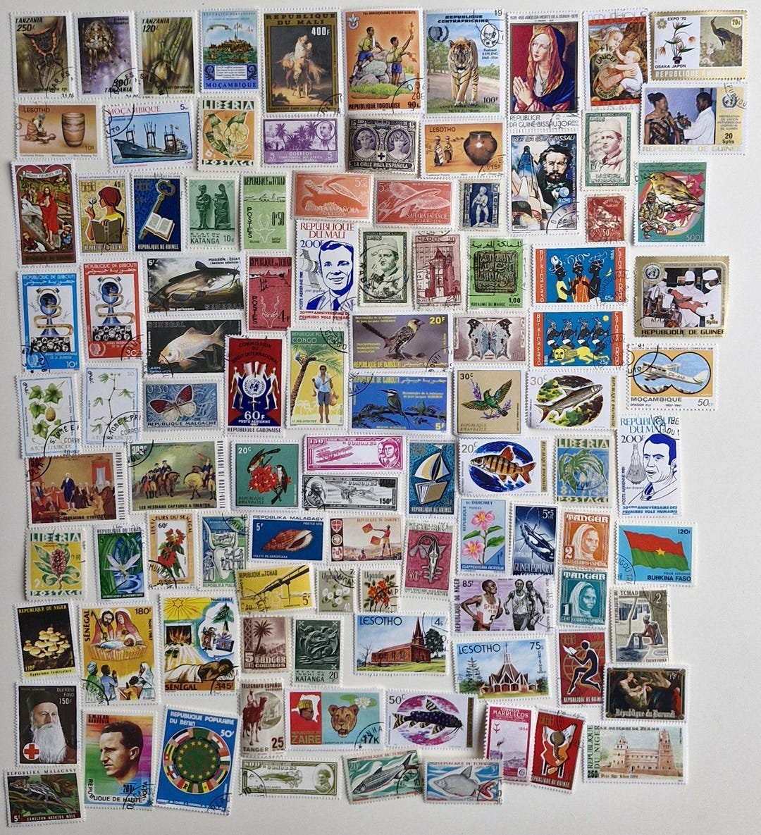 Africa Postage Stamps - USED & off Paper - 300 to 2000 Different ...