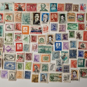 Colección de sellos postales de Uruguay - 100 a 2000 diferentes - USADOS y fuera de papel - coleccionismo, manualidades, collage, decoupage, scrapbooking