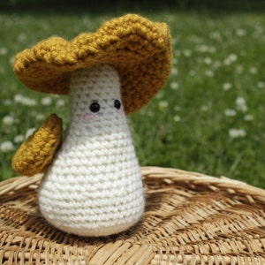 Plush Mushroom Pal Crochet Pattern, Mushroom Amigurumi, Mushroom Stuffed Animal image 2