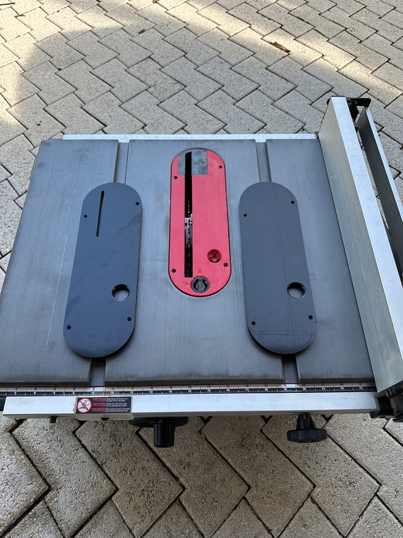 MILWAUKEE Table Saw Zero Clearance Insert for M18 FUEL 8 1/4 Table Saw