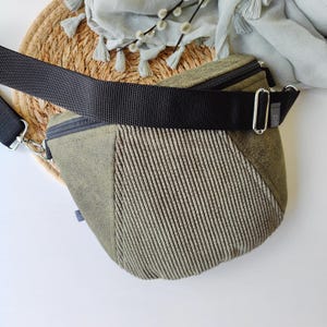 Medium Crossbody Bag Damen – Leichte Umhängetasche Reißverschluss Innenfach – Oliv, Khaki – Tasche „Carla“