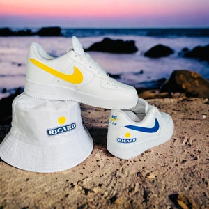 Nike Air Force 1 x Ricard Bob OFFERT . Neuves New Custom. Chaussures Soirée, Apéro image 1