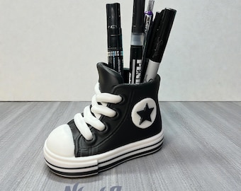 Nostalgic High-top Sneaker Pen Holder • 3D Printed Retro Desk Accessory with Stars