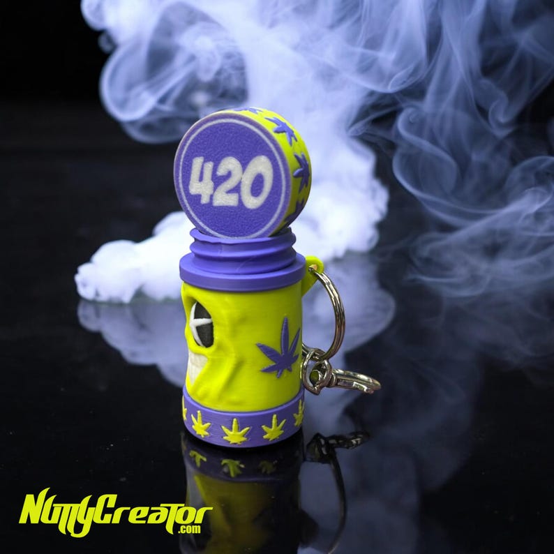 Small Keychain Container Functional Mini Keychain Container, 3D Printed Keychain, Cannabis ...