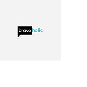 Bravoholic Sticker 2.5&quot;