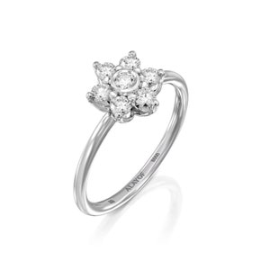 Flower Ring diamond 18K / Flower diamond ring, Floral Diamond Ring / Floral Diamond Ring / Minimalist Diamond Flower by ALAYOF gift for her