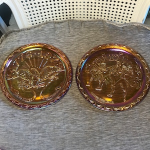 Vintage Indiana Glass Carnival Plates: Spirit of 76 Bicentennial Pair