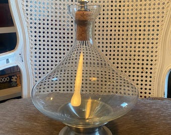 Vintage 1960er Jahre Kristall-Weinkaraffe - Orbitalglas mit versilbertem Fuß