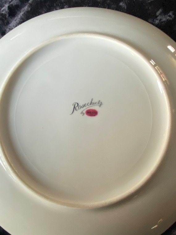 Vintage - 1956 - Meito Fine China - Rosechintz Pattern - 4-piece