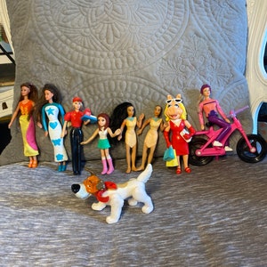 Vintage - Lot of Nine (9) - McDonald&#39;s and Jack-in-the-Box - Kids Meal Toys - 1998 to 2004