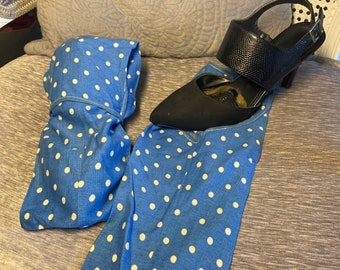 Vintage - 1960's - Cloth - Travel Shoe bags - Wrap and Tie Style - Blue with White Polka Dots