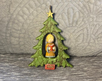 * vintage ornament ୨୧ まぁるい 素敵な 誰かさん il_340x270.4720324283_edg9.jpg