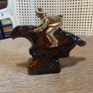 Vintage - Bottiglia Avon - Anni '70 - Cavallo e Cowboy - Profumo Wild Country - Cavallo in vetro marrone - Cavaliere d'oro - Vuoto - Tema Western