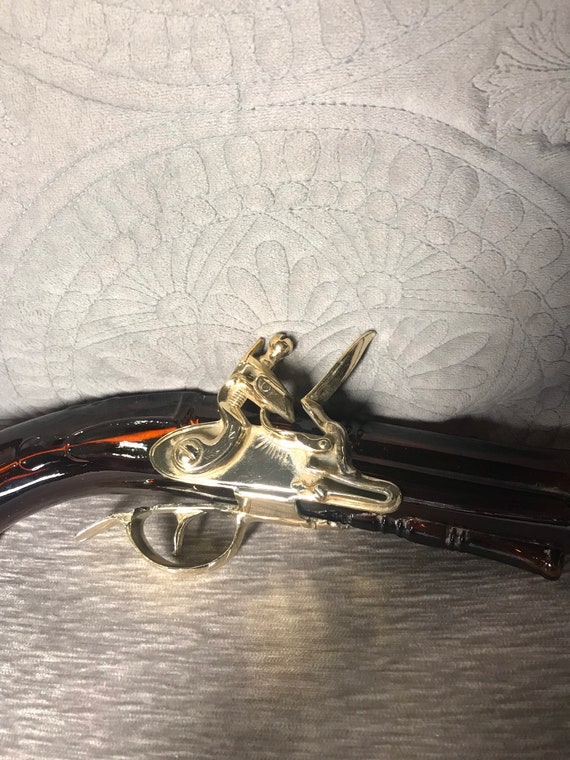 Vintage Circa 1970's Avon Bottle Derringer Deca… Gem