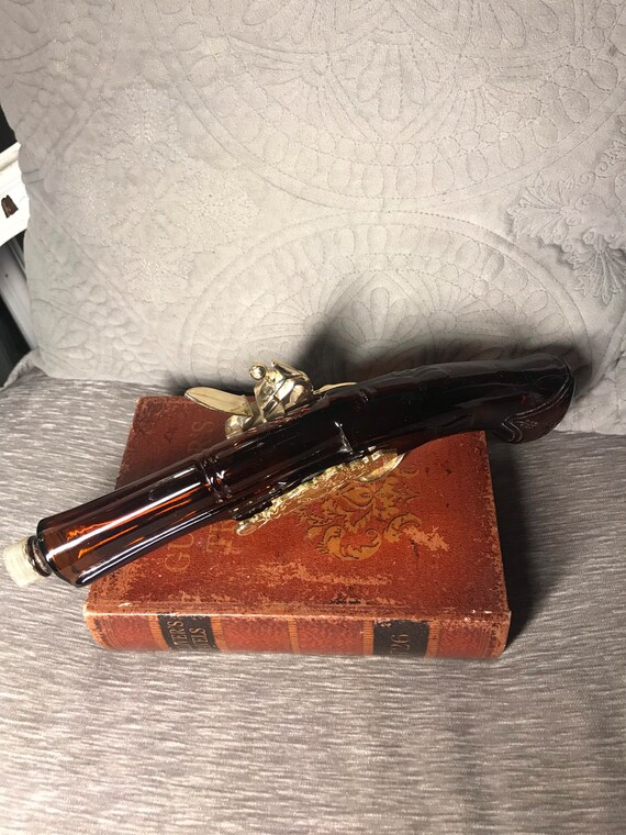 Vintage Circa 1970's Avon Bottle Derringer Deca… Gem