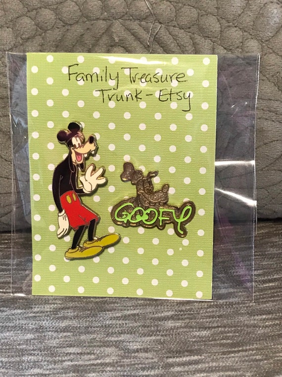 Disney Trading Pins - Real Mickey Series - Goofy T