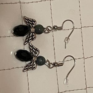 Angel earrings black