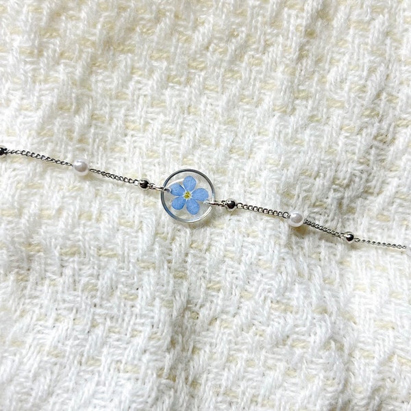 Forget me not bracelet | Silver bracelet with forget me not flowers | Dried flowers in resin | Flower jewelry | Forget me not jewelry