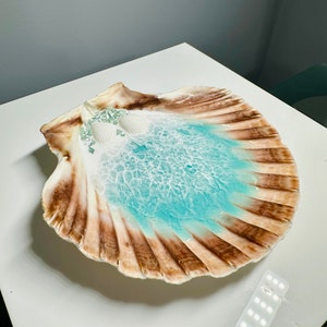 Ocean Shell Resin Ring Dish: Handmade Beach Decor (5.5x6 inches)