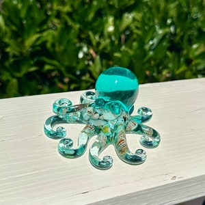 Ocean Epoxy Resin Octopus -Handmade Gift -Octopus Sculpture - Nautical Home Decor - Cool sea life figurines - gift for kids, mom, dad,myself