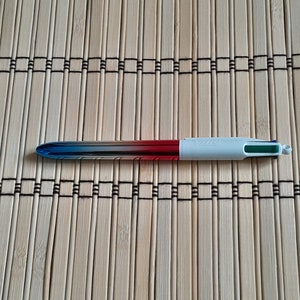 Stylo 4 couleurs personnalisé image 2