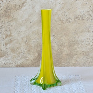 Glass Vase Tall 8", Vintage Vase Flowers, Retro Table Centerpiece Decor 1980s, Variations Color Blown Glass Vase, Mom's Gift Decorative Vase