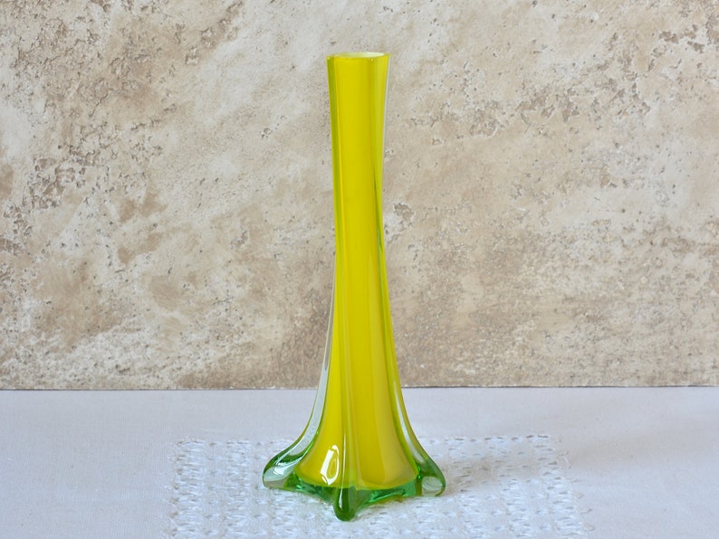 Glass Vase Tall 8", Vintage Vase Flowers, Retro Table Centerpiece Decor 1980s, Variations Color Blown Glass Vase, Mom's Gift Decorative Vase