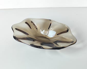 Smoke Glass Bowl for Fruit, Kitchen Dining Table Decoration, Handmade Glass Bowl Centerpiece Bar top Decor, Vintage Glass Bowl by Alebor
