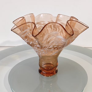 Ruffled Bowl Glass, Vintage Centerpiece Fruit Bowl, 1980s Retro Craftsman Glassware, Art Glass Kitchen Countertop Decor, Blown Glass Bowl
