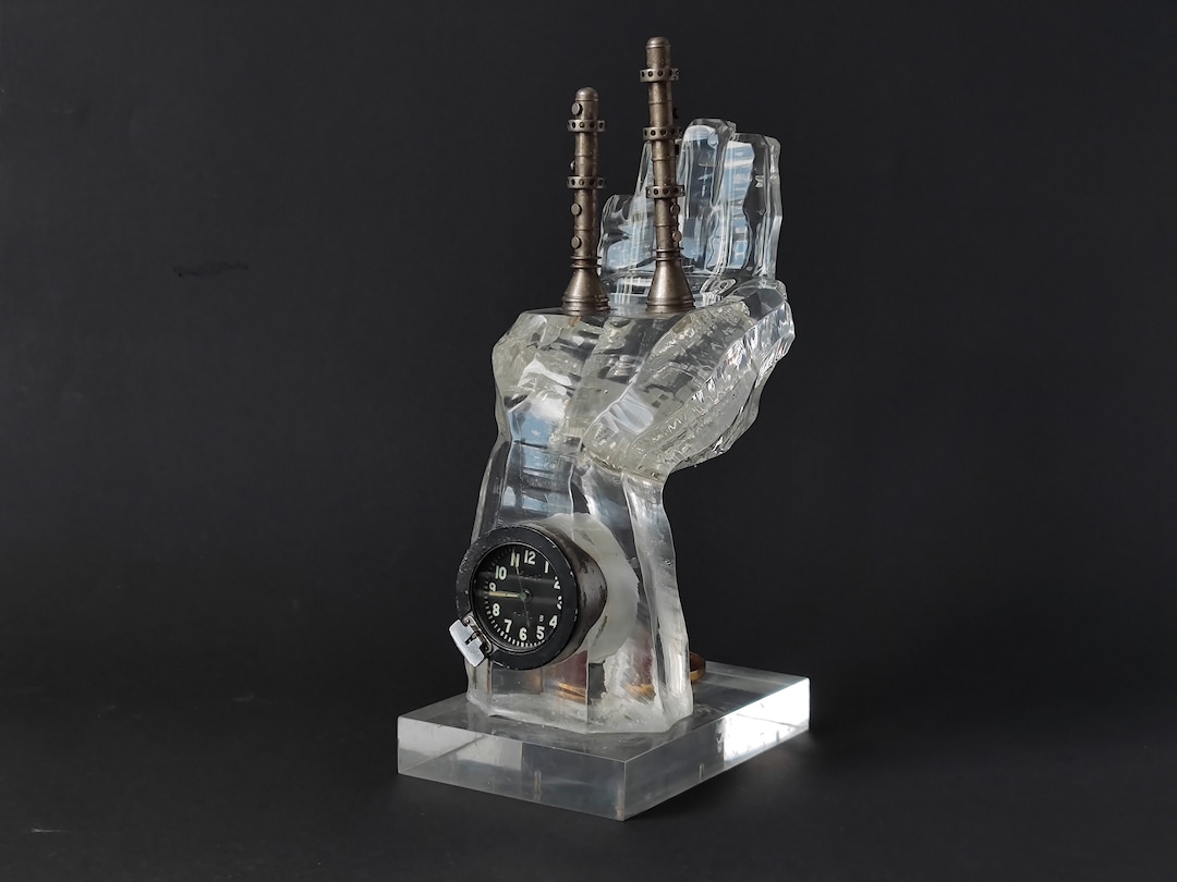 Ivan Clock USSR Tank Clock 5 Day, Military Souvenir Acrylic Hand With Plaket Ivan ...