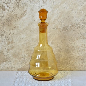 Vintage Amber Decanter with Glass Stopper, Vintage Bar Decoration, Bottlе Glass, Birthday Man Gift, Alcohol Decanter with Glass Stopper