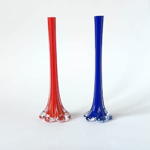Vintage Vase Flowers, Retro Table Centerpiece Decor 80s Glass Vase Tall 8", Red and Blue Color Blown Glass Vase, Mom's Gift Decorative Vase