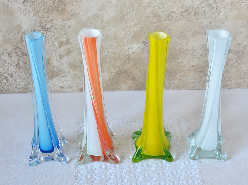 Glass Vase Tall 8", Vintage Vase Flowers, Retro Table Centerpiece Decor 1980s, Variations Color Blown Glass Vase, Mom's Gift Decorative Vase