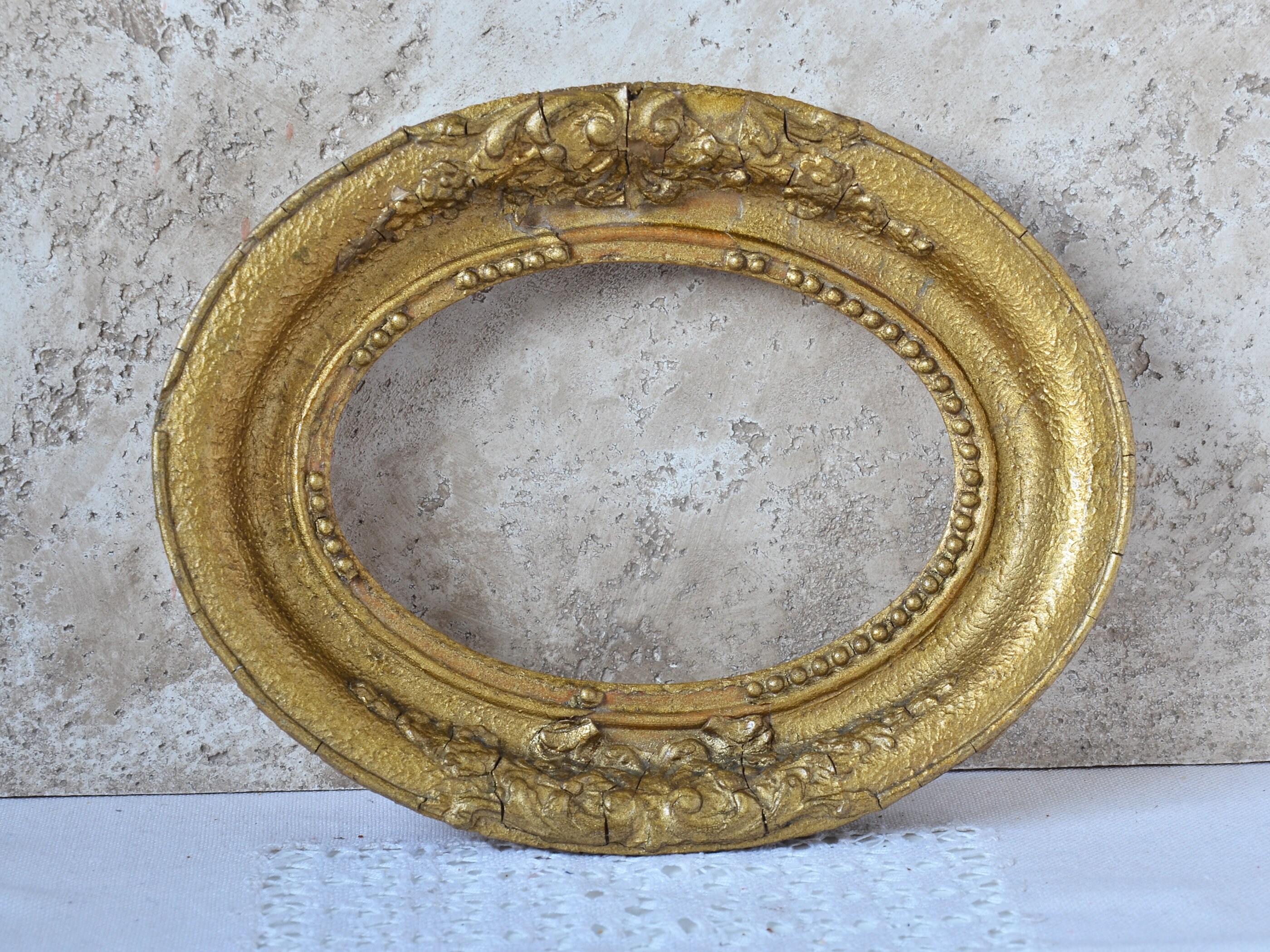 Vintage Frame Gold Color Wall Decor Golden Frame Art Ornate Gilt Wood & Gesso Old Frame Aesthetic Room Decor Retro Chic Interior
