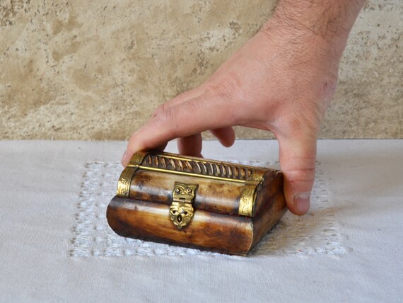Small Jewelry Box Made of Real Horn, Handcrafted … - image 10