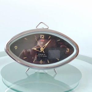 Sveglia vintage, orologio meccanico &quot;Diamond&quot; realizzato a Shanghai in Cina negli anni &#39;70, sveglia da tavolo dell&#39;era spaziale della metà del secolo, arredamento retrò