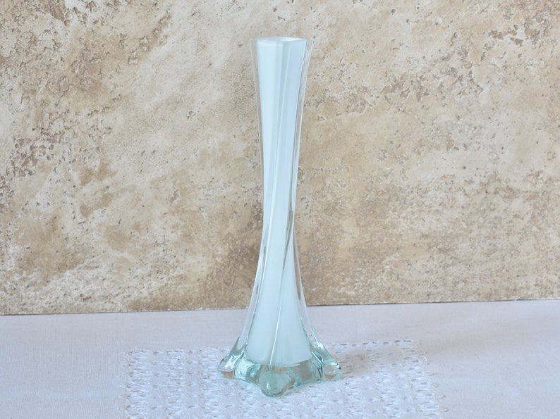 Glass Vase Tall 8", Vintage Vase Flowers, Retro Table Centerpiece Decor 1980s, Variations Color Blown Glass Vase, Mom's Gift Decorative Vase