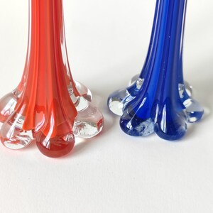 Vintage Vase Flowers, Retro Table Centerpiece Decor 80s Glass Vase Tall 8", Red and Blue Color Blown Glass Vase, Mom's Gift Decorative Vase 1980s