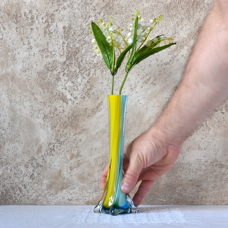 Glass Vase Tall 8", Vintage Vase Flowers, Retro Table Centerpiece Decor 1980s, Variations Color Blown Glass Vase, Mom's Gift Decorative Vase