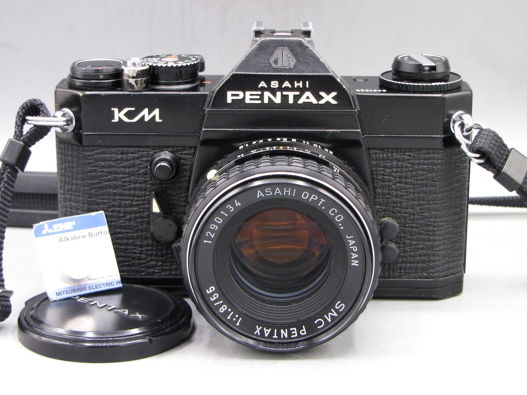 Vintage Pentax KM 35mm SLR Film Camera W 1.8/55 Clad Seals - Etsy