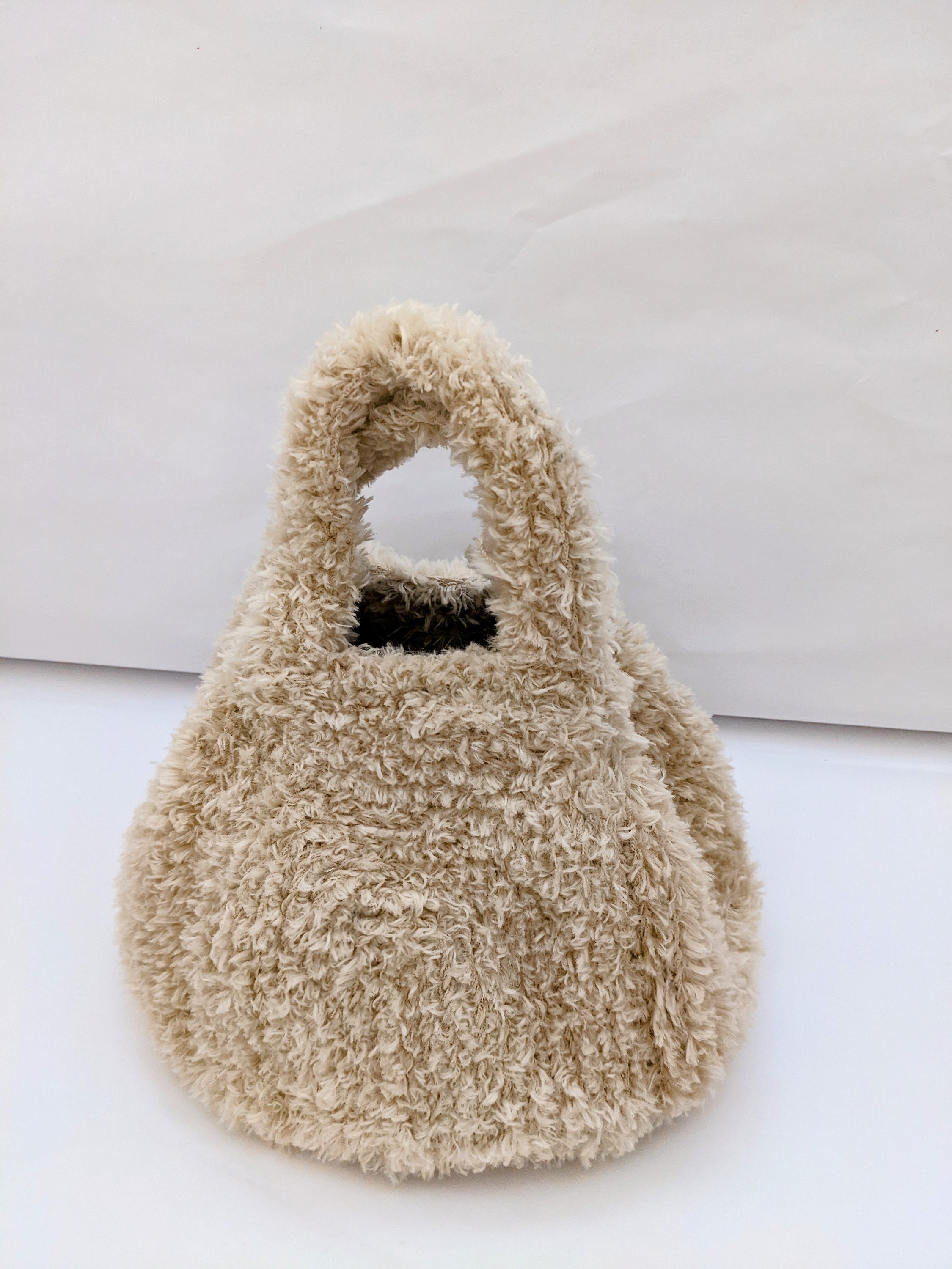 Mini Drawstring Design Fuzzy Bucket Bag