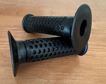 Old School Cobra F-1 BMX Grips  BLACK with free Oakley sticker included gt hutch mongoose