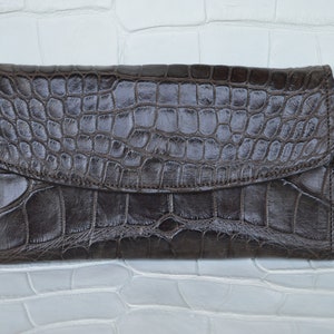 Cartera de mano de piel de caimán salvaje auténtica