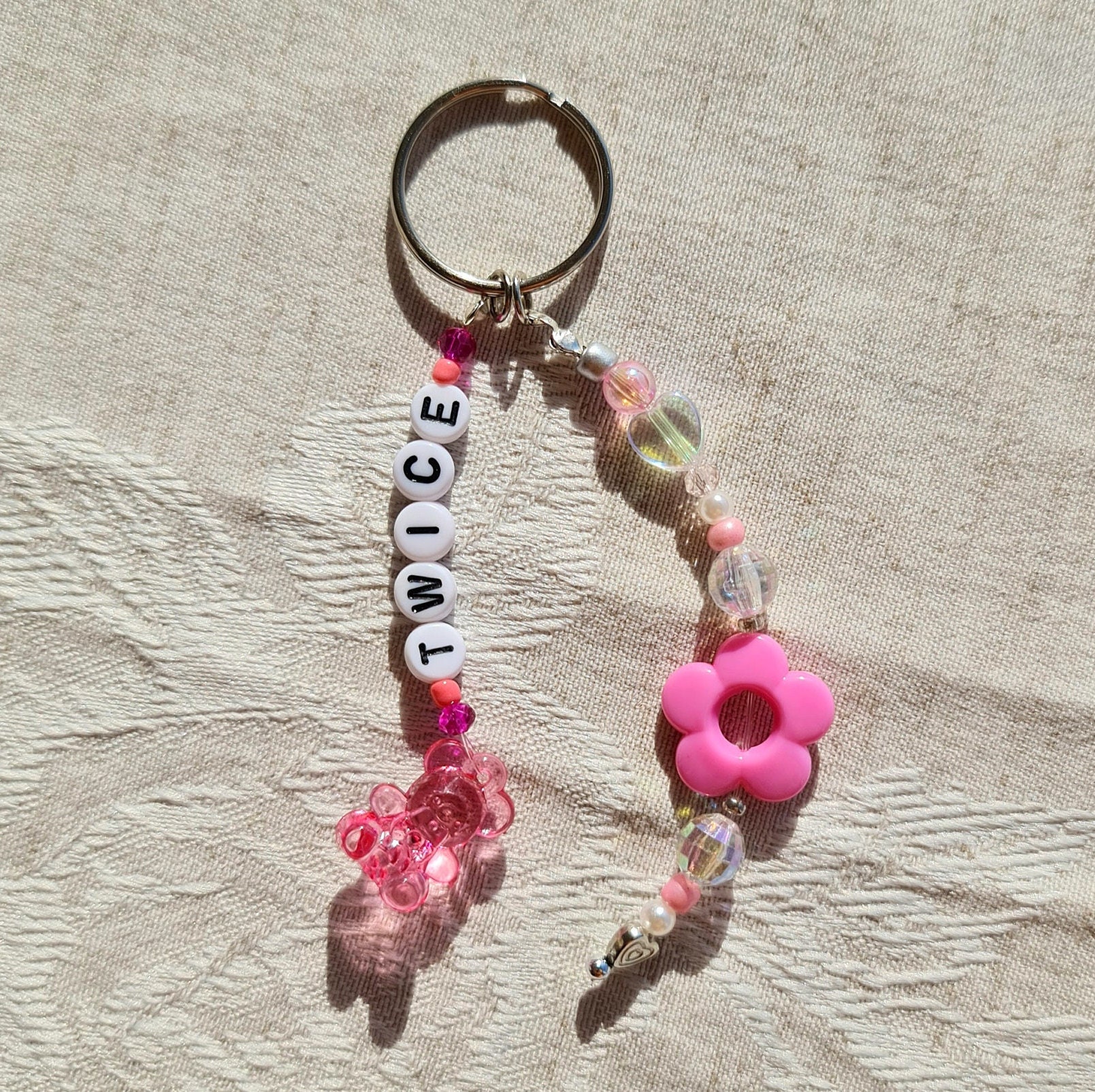 Kpop Bear Charm Beaded Keychain free Worldwide Shipping - Etsy Kpop Bear Charm Beaded Keychain free Worldwide Shipping - Etsy