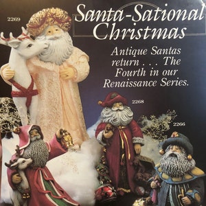 Puede incluir: Cuatro figuras vintage de Papá Noel con renos, cada una en un color y una pose diferentes. Las figuras forman parte de una colección Renaissance Series. El texto "Santa-Sational Christmas" y "Antique Santas return. The Fourth in our Renaissance Series." se muestra en la imagen.